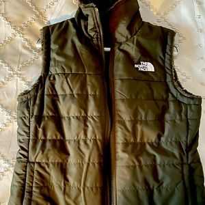 North Face Vest. Dark green.